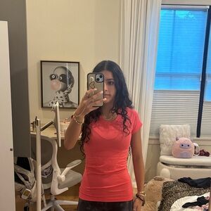 Women's Pink Fitted Top